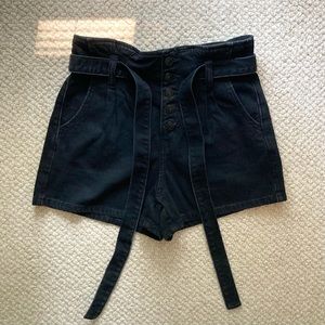 American Eagle Black Denim High-Rise Mom Shorts with Belt (Size 00)